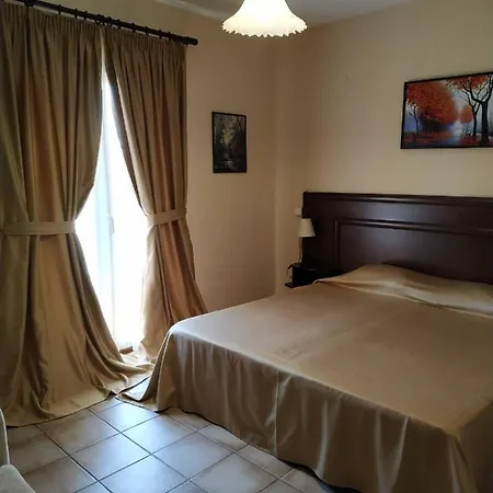 فندق Kapsalis 3*